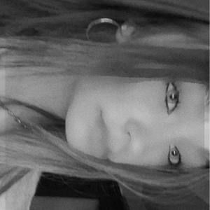 Meet your Posher, Hailey may